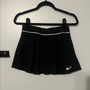 Nike slim fit tennis skort